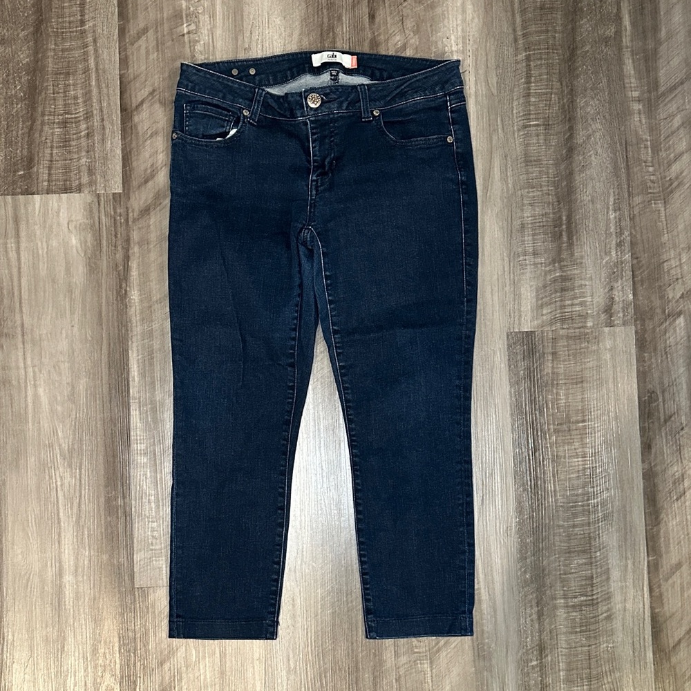 Cabi Knight Dark Wash Low Rise Skinny Jeans - 6
